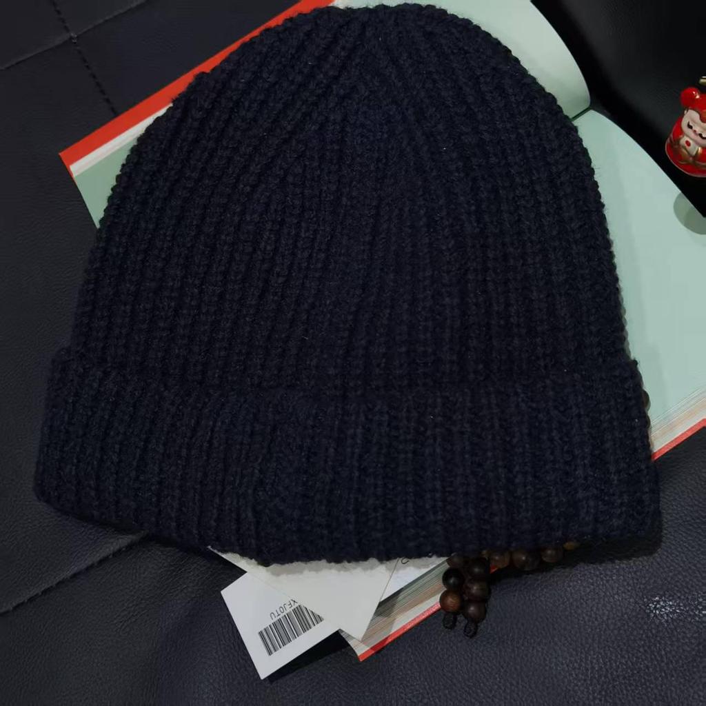 Unisex Ribbed Wool Knit Beanie with Crocodile Embroidery - Solid Color Winter Hat