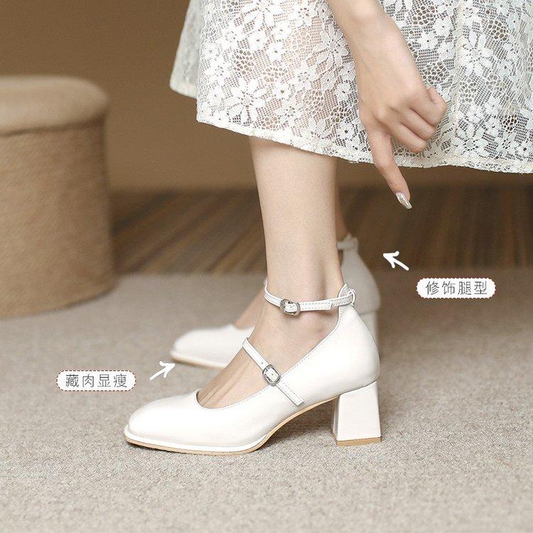 Новинка 2024 года, женская обувь Мэри Джейн, кожаная обувь высокого качества для женщин, женские туфли сандалии с квадратным носком и ремешком с пряжкой