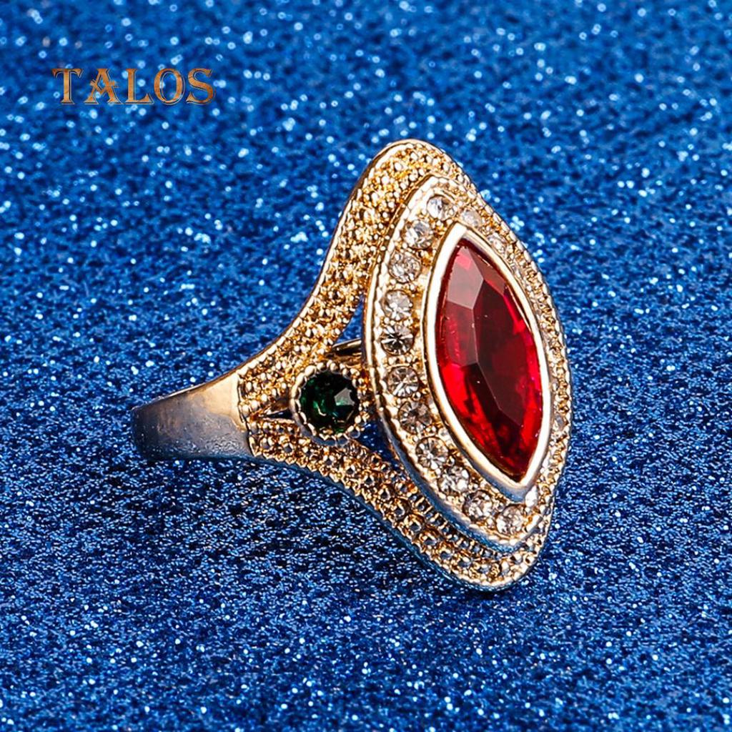 Женское кольцо с хрусталем