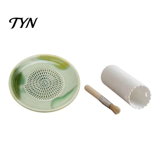 Small Dinner Plate Ceramic Garlic Grater Plate, Manual Kitchen Grinding Tool for Ginger Spice, Onion Masher Non-Stick Grinder Fruits Vegetables,