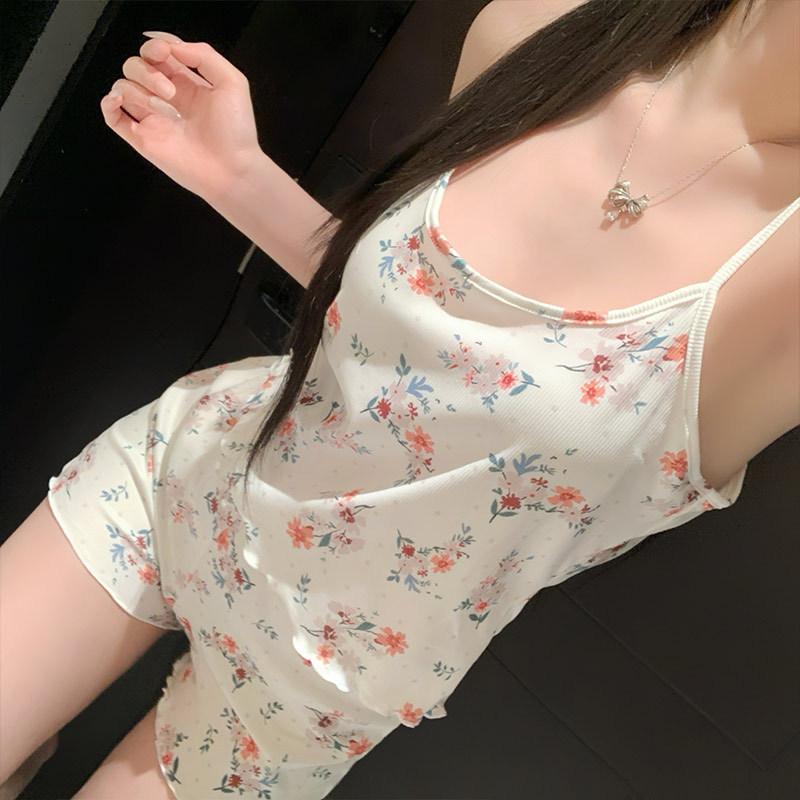 Summer new European and American suspender shorts set sexy flower women's home pajamas outer order