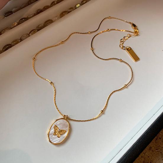 Butterflies Pendant Necklace with Shell Stone Photo Album Charm Necklace Adjustable Length Beads Necklace