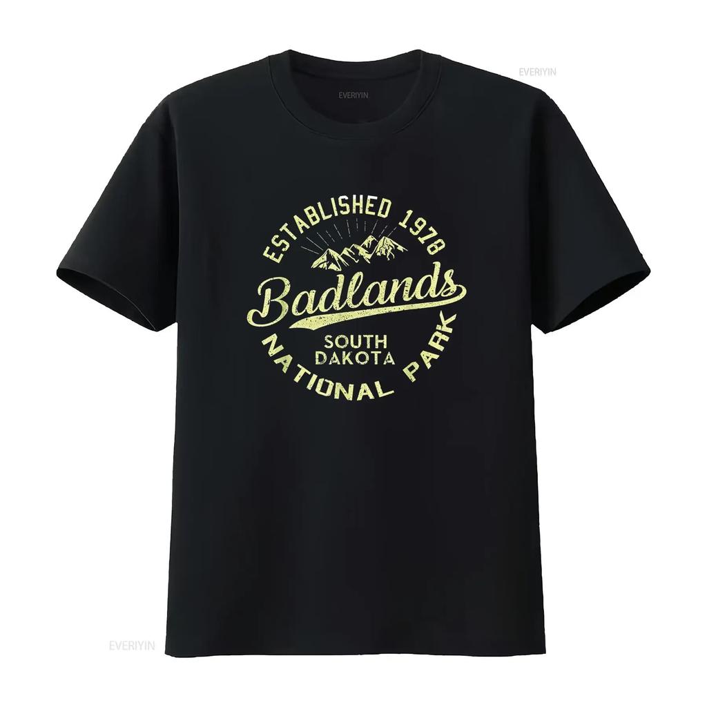 Badlands National Park Hiking Retro Vintage South Dakota T Shirt vintage Washed Stretched Stylish Comfortable designer clothes