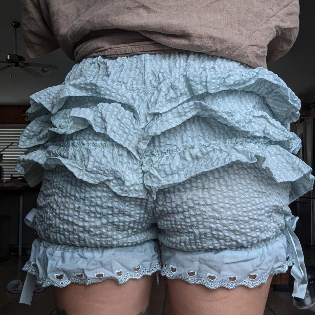 Женские шорты, однотонные, плиссированные, шорты поверх шорт с основой из слоистого материала