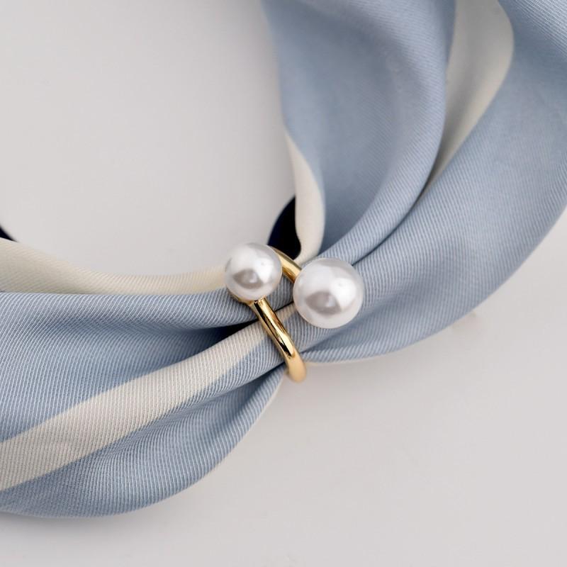 Pearl Buckle Simple Fashion Versatile Silk Scarf Zinc Alloy Non Hook Women's Summer T-shirt Waist Magnetic Brooch
