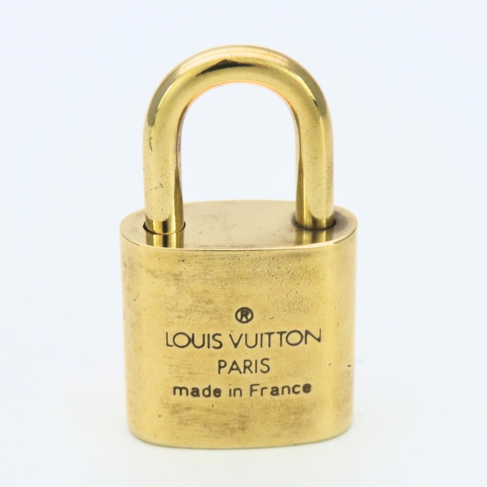 Used LOUIS VUITTON Cadena Key set No.315 metal gold padlock