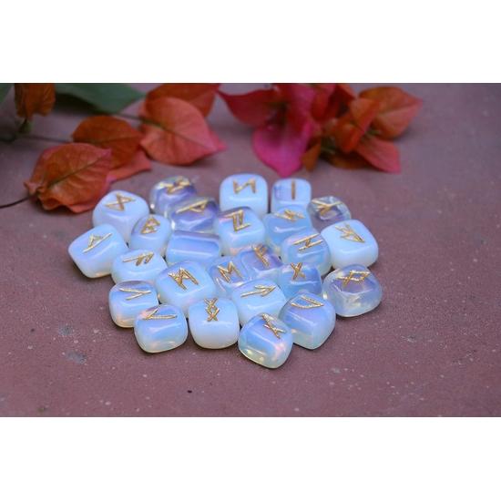 Набор рунических камней Crocon Oplaite с выгравированными символами алфавита Старшего Футарка для генерации энергии и балансировки чакр  :- Прибл. 15-20 мм