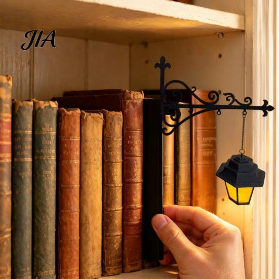 Bookshelf Lighting Vintage Lantern/Ghost Light, Metal Desk Lamp with Warm Lighting, Cozy Reading Corner Retro for Book Lovers & Library Study