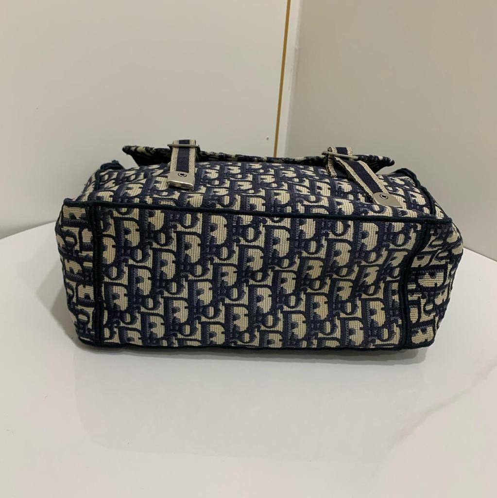 [Pre-Owned] Camp Classic Monogram Embroidered Vintage College Style Canvas Shoulder Bag - Excellent #10G55ZF
