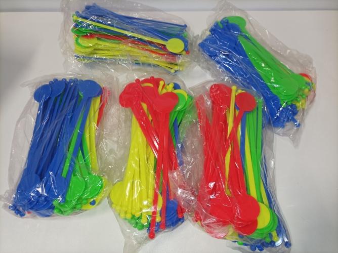 Ecost Customer Return, UPKOCH 400pcs Acrylic Stirrers Sticks for Drinks Cocktail Juice Wine (Random