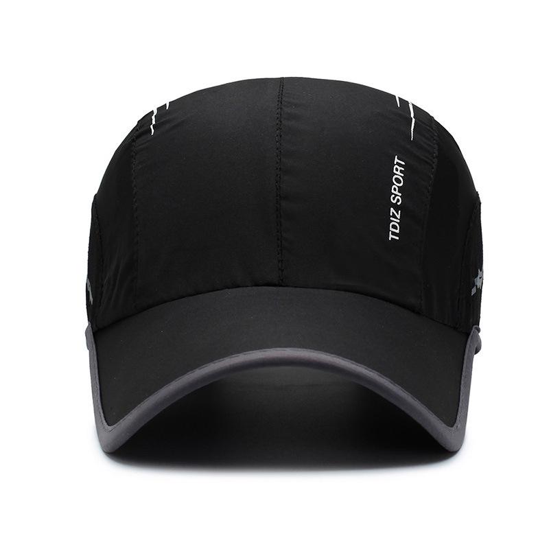 Кепка бейсболка с козырьком для головы