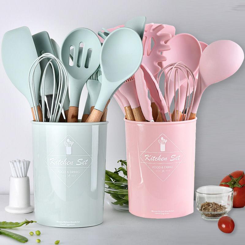 Silicone Kitchenware Cooking Utensils Set Non-stick Cookware Spatula Shovel Egg Beaters Wooden Handle Kitchen Cooking Tool Set