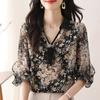 Elegant and Fashionable Floral Chiffon Shirt for Middle-aged Ladies In Spring