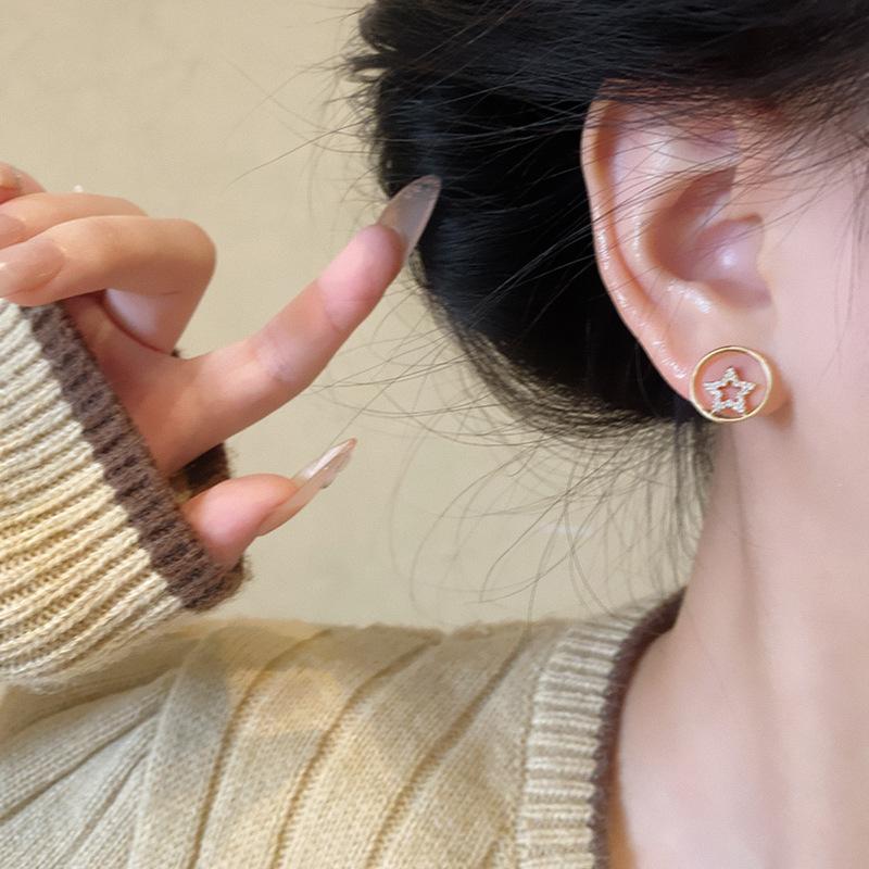 Korean micro-inlaid zircon star stud earrings women's design sense niche light luxury new earrings fashion temperament earrings