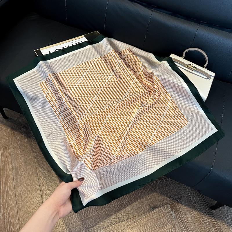 Temperament square scarf women's high-end small scarf summer neck protection scarf decoration spring and autumn versatile thin sunscreen 71 silk scarf
