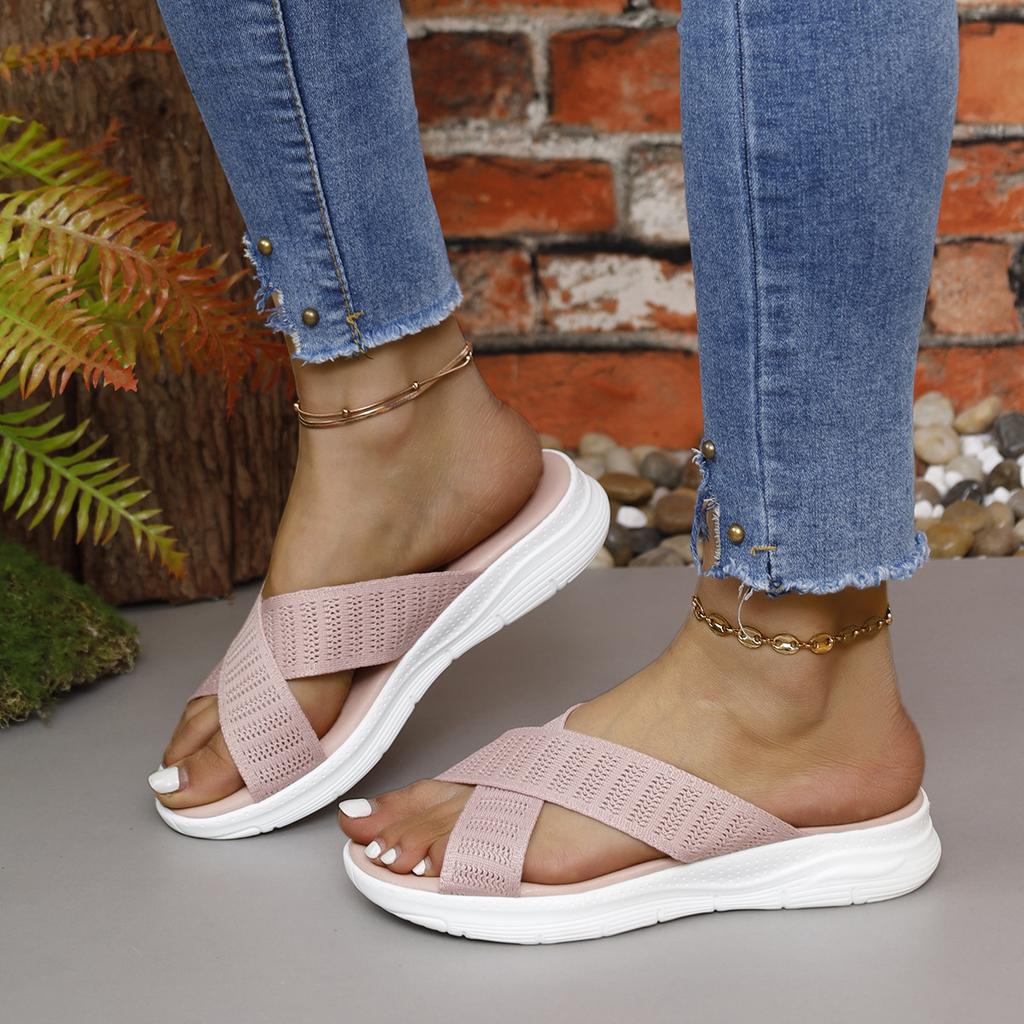 Women Flats Hollow Platform Slippers Women Luxury Sandals Fashion Casual Flip Flops Summer 2024 New Outdoor Cozy Femme Slides
