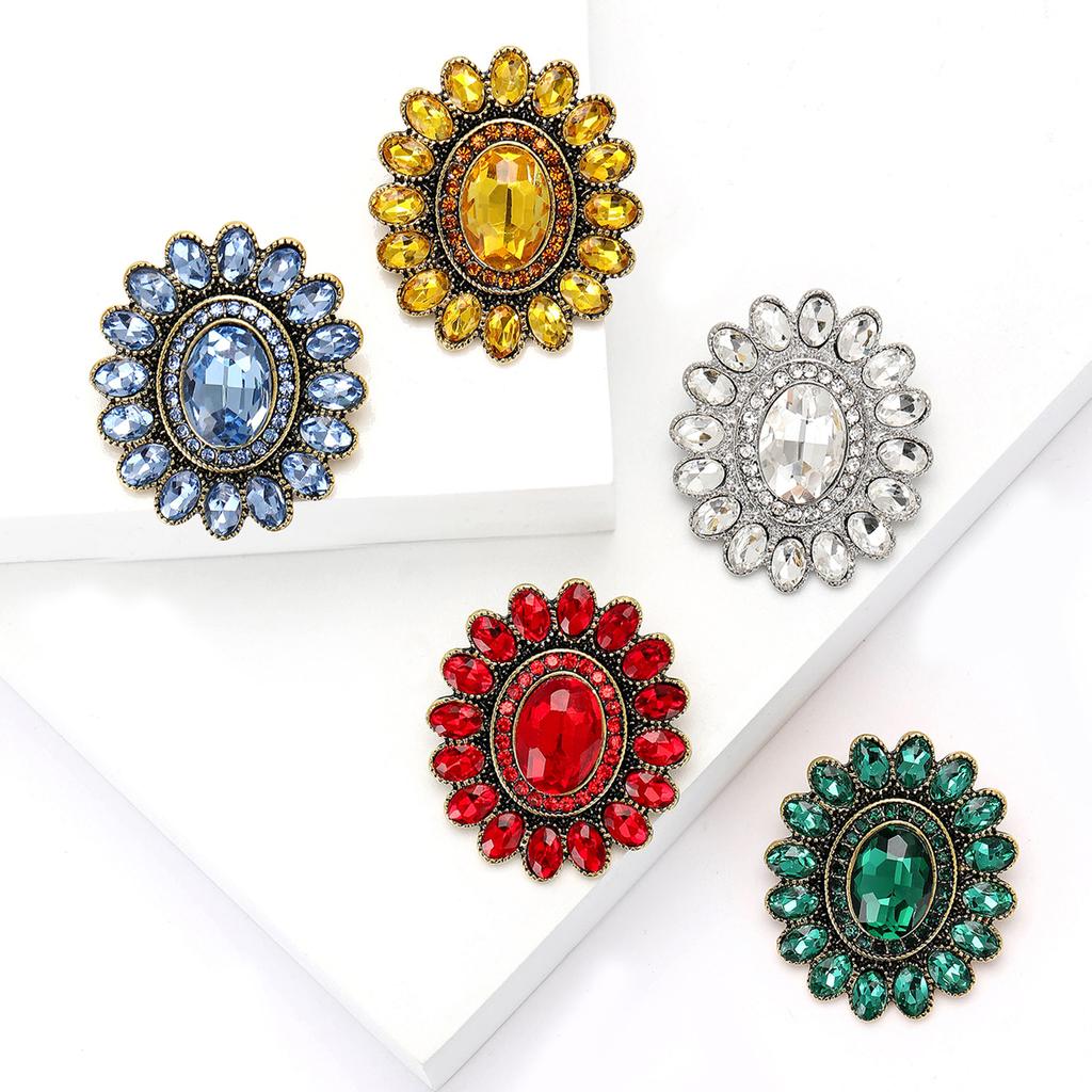 High-Grade Alloy Rhinestone Small Sunflower Brooch Exquisite Creative Women'S Clothing Corsage Jewelry Pin