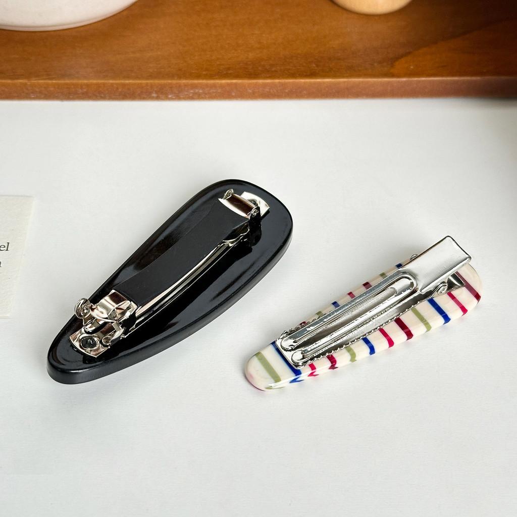 Элегантная весенняя заколка со стразами для шикарной прически в универсальных цветах и дизайнах