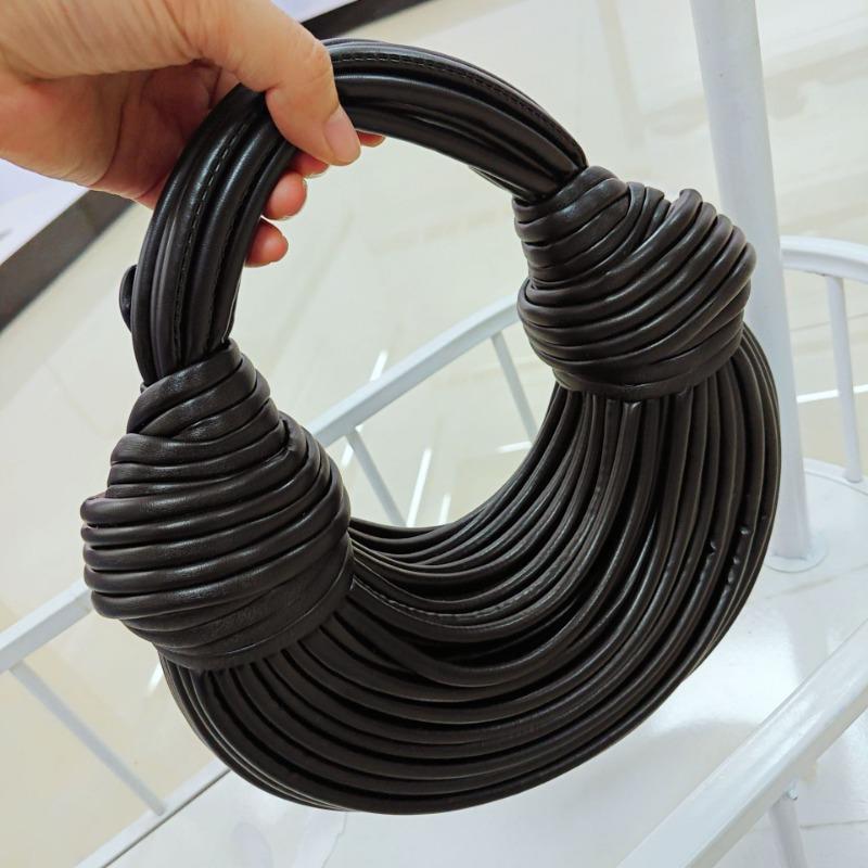 Hand Woven Knotted Noodles with Long Shoulder Straps Hand-wrapped Bag Light and Small