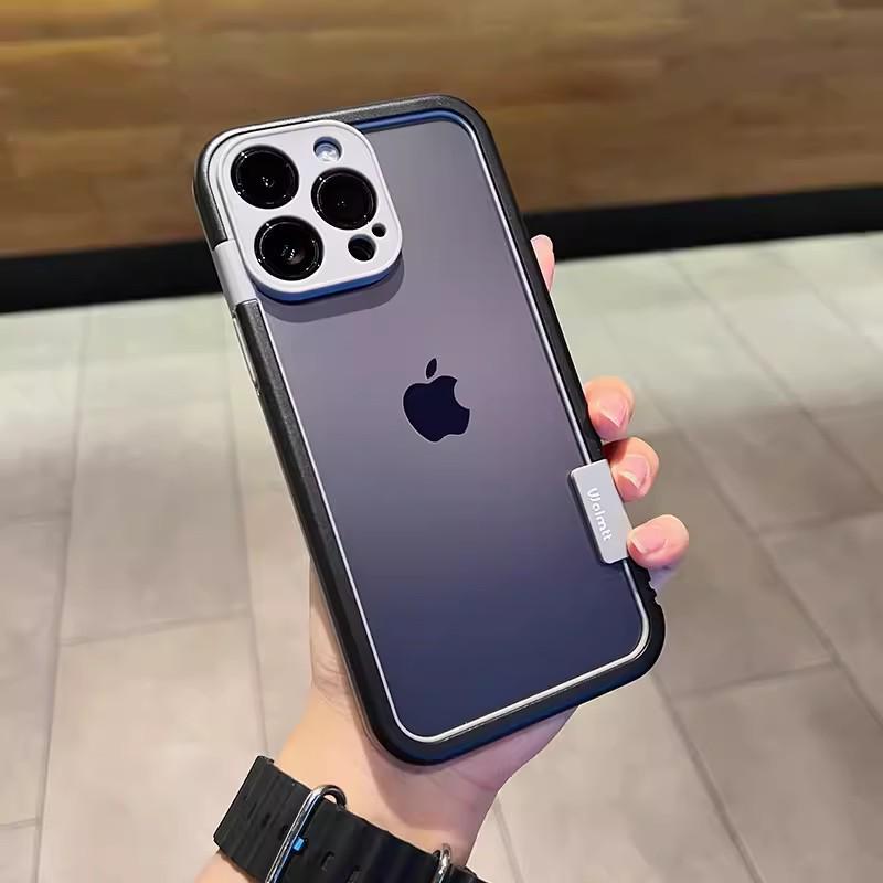 Стильный силиконовый чехол Color Blocking для iPhone 16 Pro Max с защитой от падений