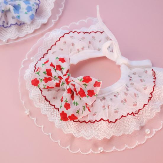 Нагрудник для домашних животных, кружевная отделка, приятна для кожи, тонкая текстура, износостойкая, не вызывает раздражения, легко носить.