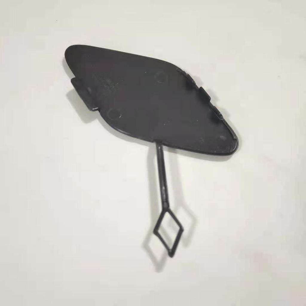 Крышка передней буксировочной проушины BMW 1 серии F52, Заглушка буксировочной проушины, Деталь 51117933180.