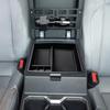Поднос на центральную консоль Бокс подлокотника для Toyota Tacoma 2025 Хранение подлокотника Автомобильный бокс Органайзер центральной консоли ABS Аксессуары Автомобильный бокс