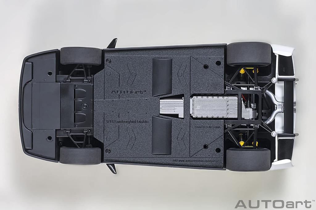 AUTOart Lamborghini Diablo IMPACT Finished Product 79149 1/18 SV-R WHITE/White