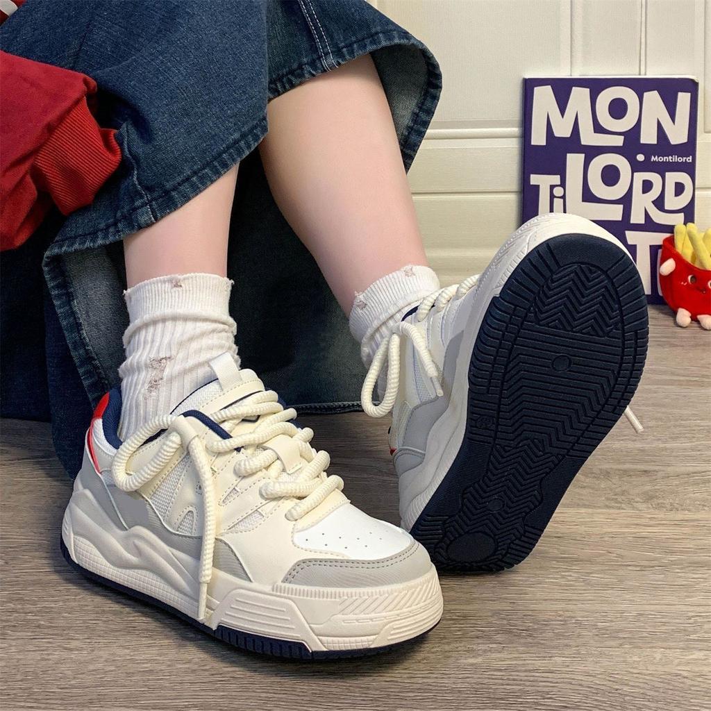 Весна и Осень 2024 маленькие белые туфли женские студенческие спортивные туфли на плоской подошве нишевые оригинальные женские туфли повседневные кеды женские универсальные