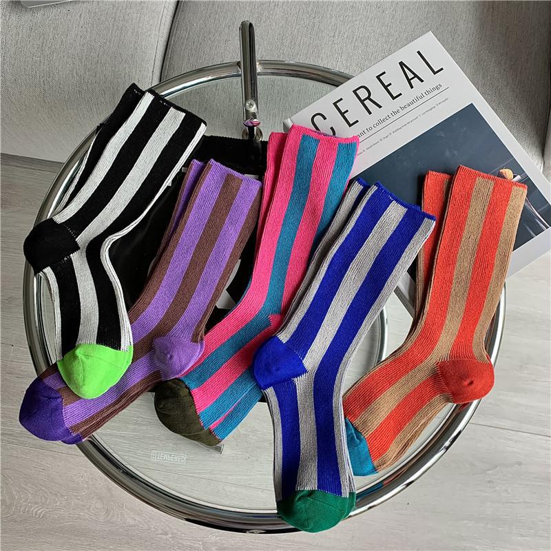 New European Trend Contrasting Color Vertical Stripe Medium Tube Socks Design Double Needle Double Way Cotton Socks