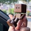 Деревянная фигурка человека Yousheng Ручная работа Деревянная кукла с качающимися ногами Ароматизатор для автомобиля Деревянное произведение искусства Автомобильный декор