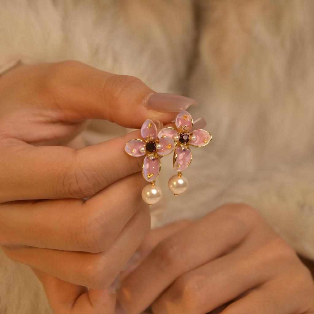 Серьги-пусеты с цирконом и жемчугом в виде цветка из 18-каратного золота, темпераментные универсальные серьги-гвоздики, серьги в стиле легкой роскоши, нишевые модные серьги