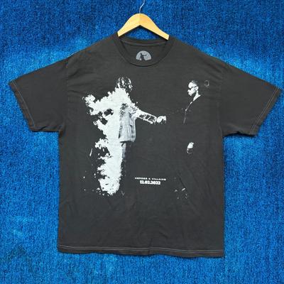 Metro Boomin “Heroes And Villains” Graphic T-Shirt Size Large Unisex T-Shirt