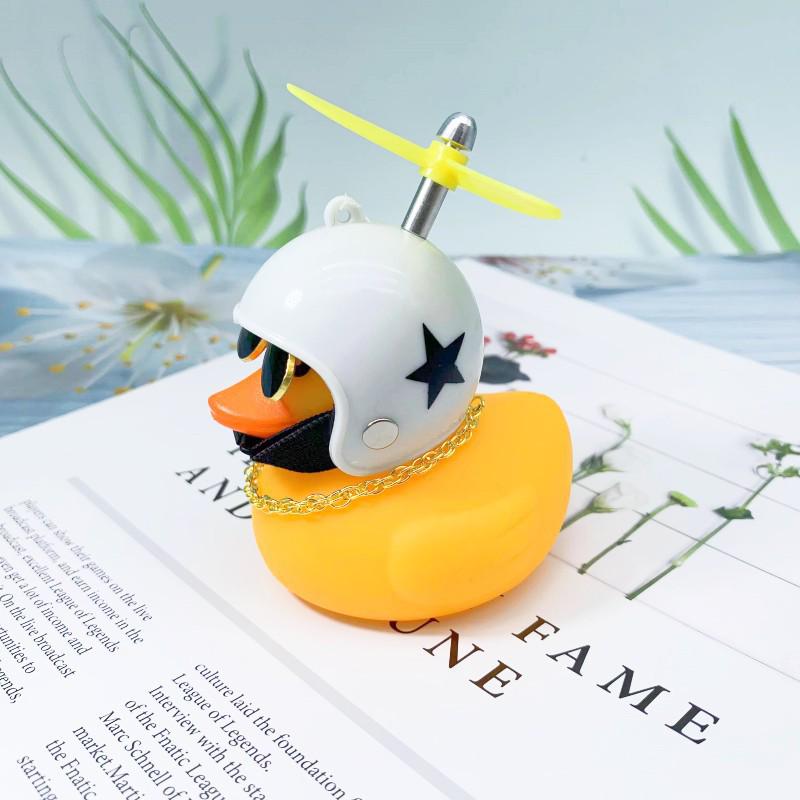 Wind-Resistant Electric Yellow Duck Dashboard Ornament