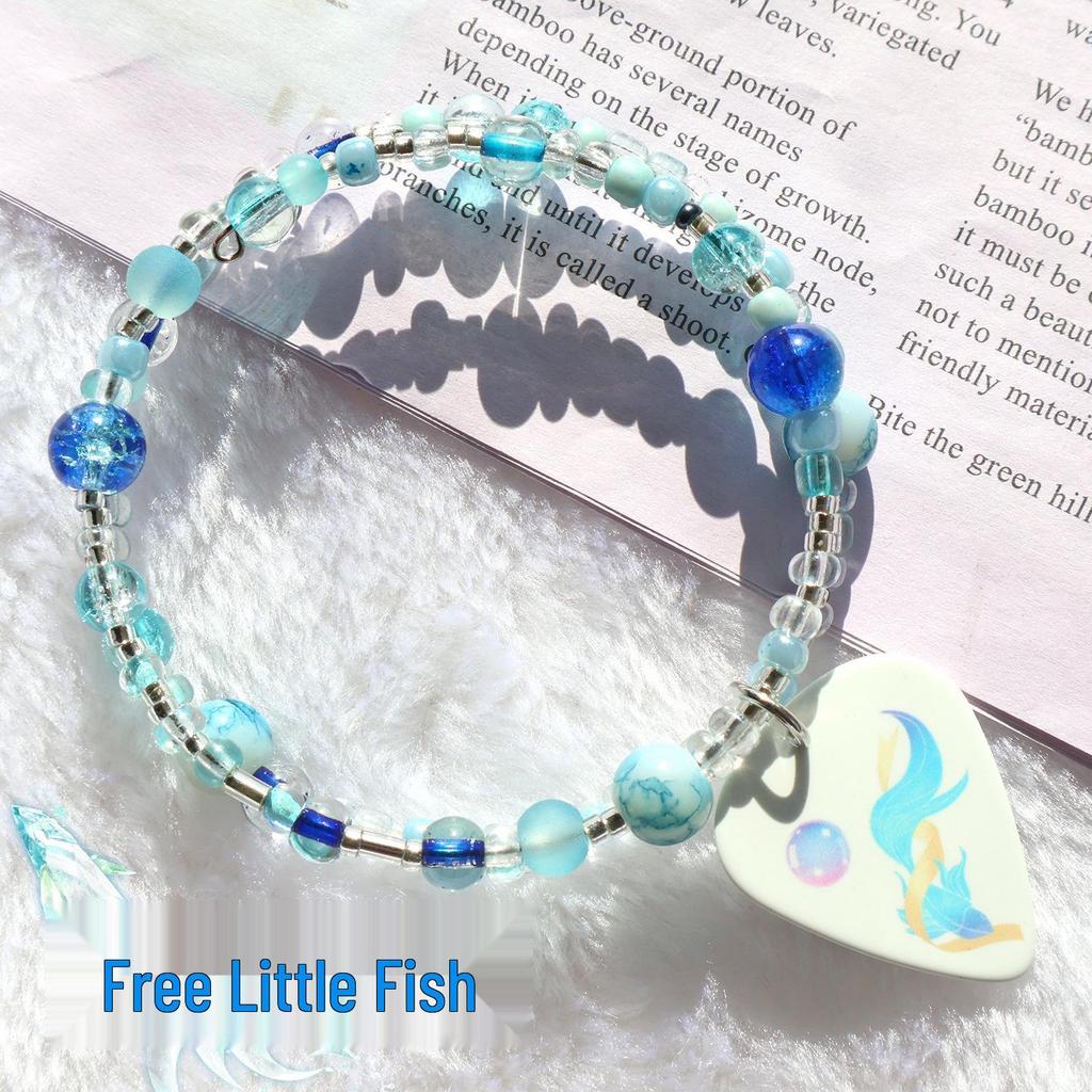 Подвеска-медиатор для гитары ручной работы и браслет из бусин