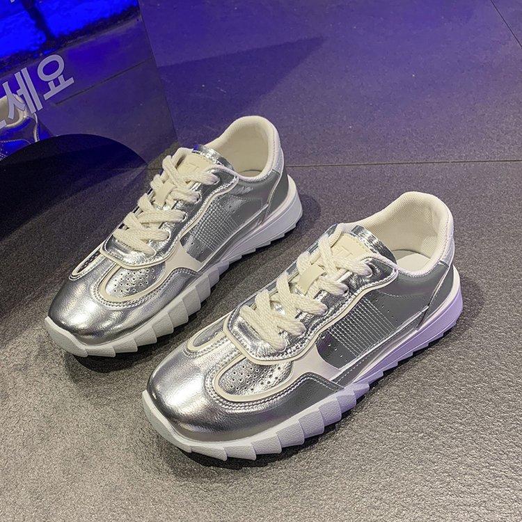 Женские кроссовки для бега, повседневные туфли на плоской подошве, прогулочные туфли, металлик, серебристые, на шнуровке, эластичные, для тенниса, спортивные кроссовки, дышащая обувь