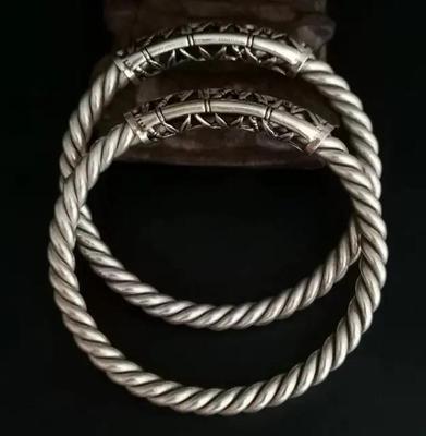 1 пара тибетских серебряных серебряных браслетов Мяо, этнические серебряные браслеты с жареным тестом