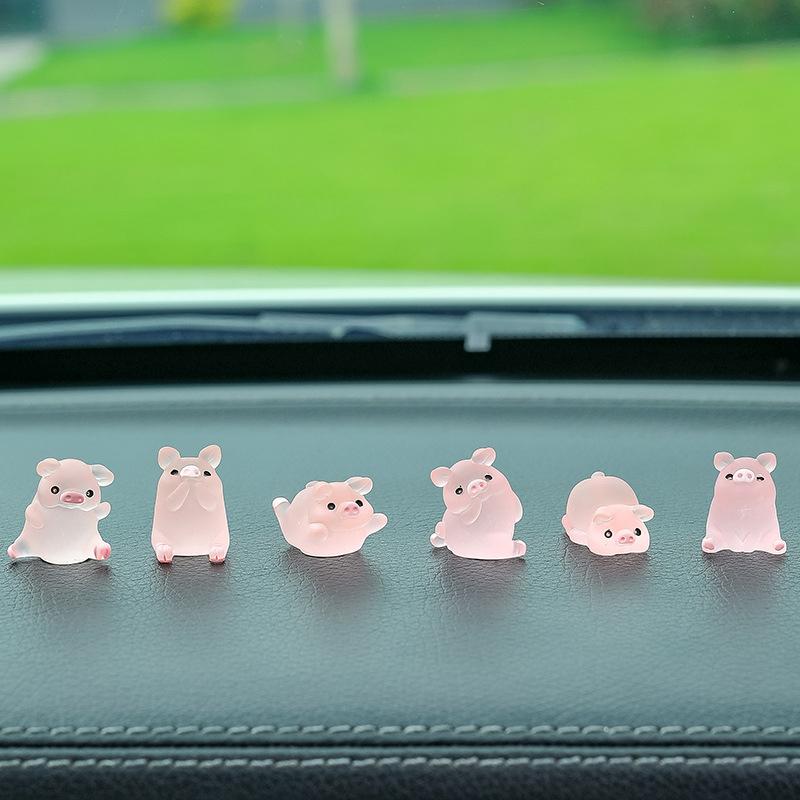 6 шт./компл. Автомобильная центральная консоль из смолы, фосфоресцирующая свинья, кукла, украшение для зеркала заднего вида автомобиля, аксессуары для салона автомобиля для велосипеда
