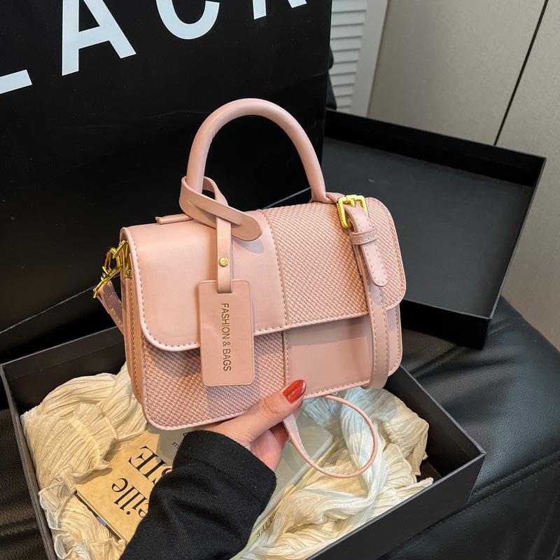 2025 new contrasting color retro portable small square bag female Sen Meng fashionable texture shoulder bag personalized commuter messenger bag