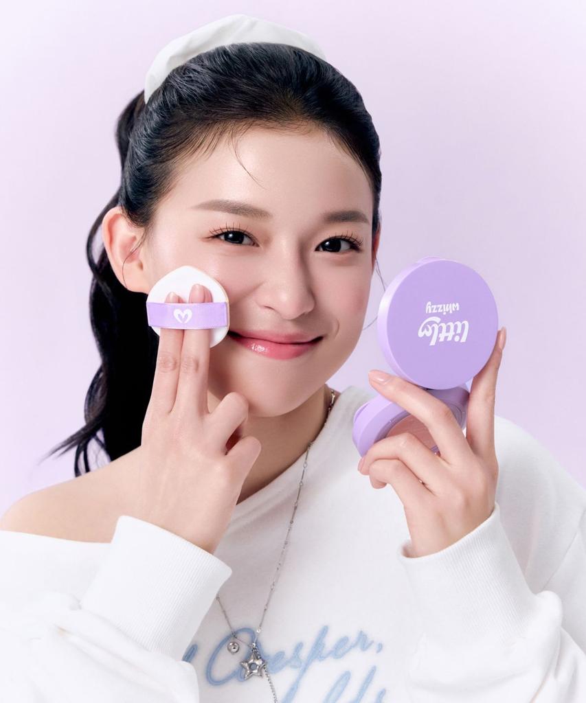 Покрытие 'Маленькая ведьма' Glow Cushion