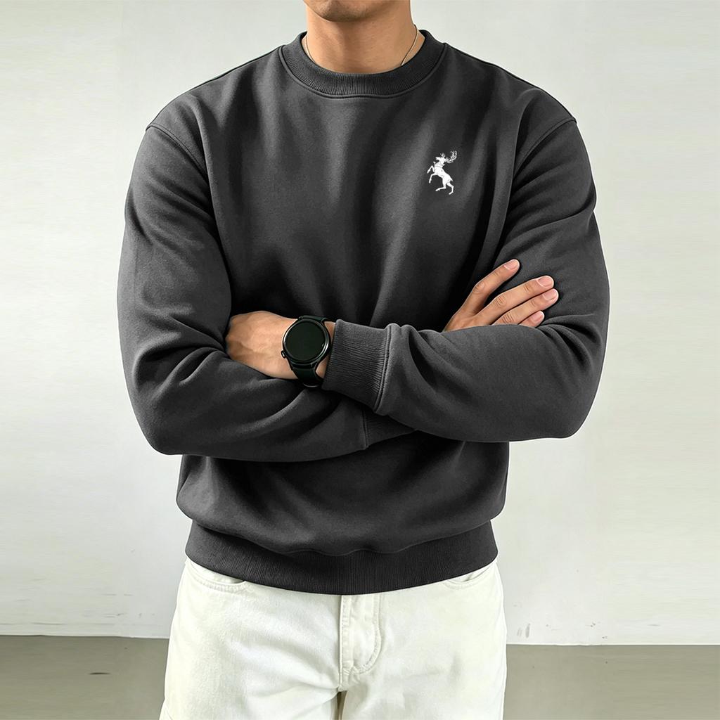 Street-style drop-shoulder crewneck sweatshirt with a soft lining—a versatile long-sleeve top perfect for commuting and working out
