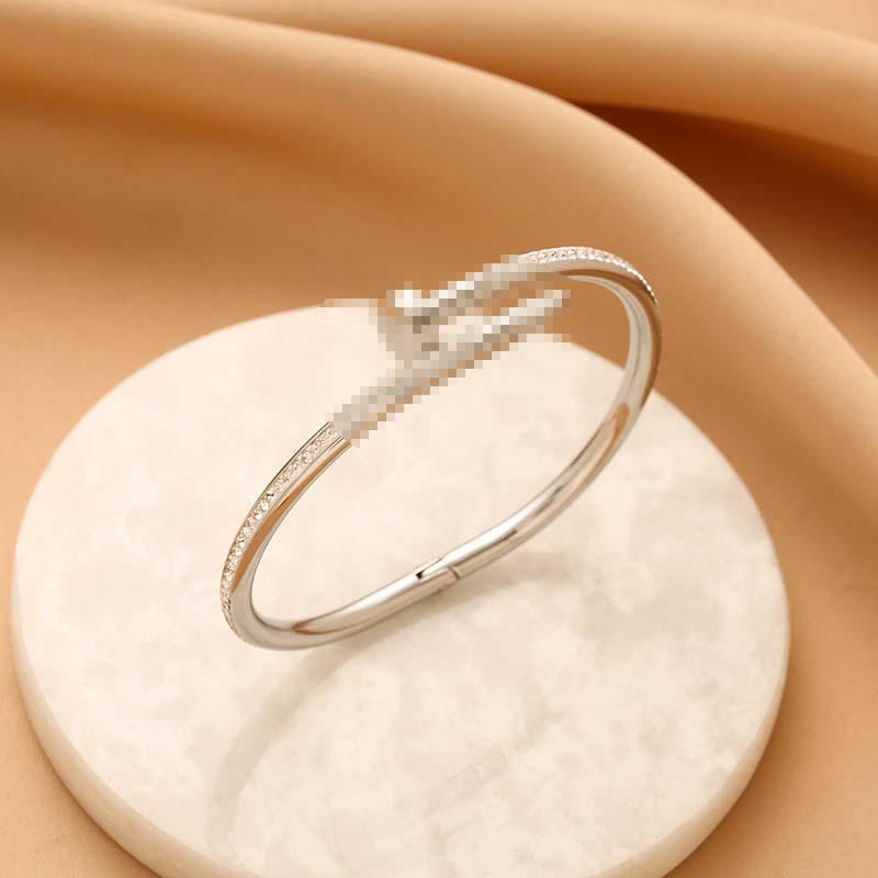 Классический женский регулируемый браслет-гвоздь из титановой стали с бриллиантами