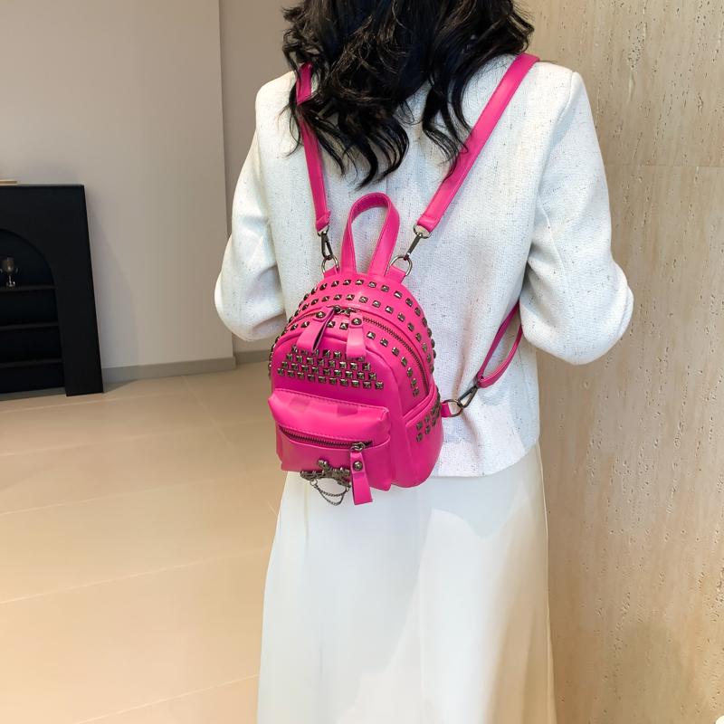 Высококачественный рюкзак с заклепками для женщин, модная рок-сумка, молодежная сумка