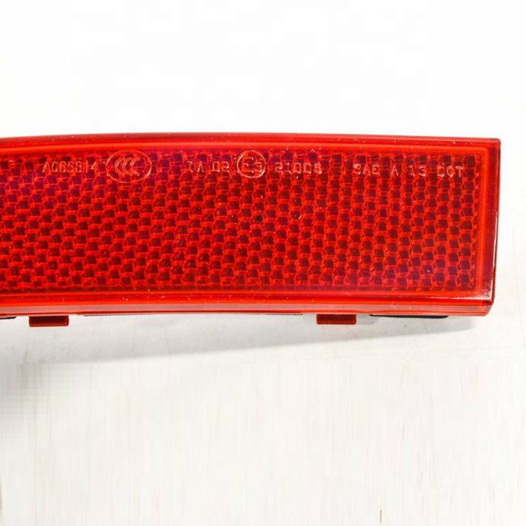 Rear Bumper Reflector for Panamera 2010-2016 (97063148701/97063148801)