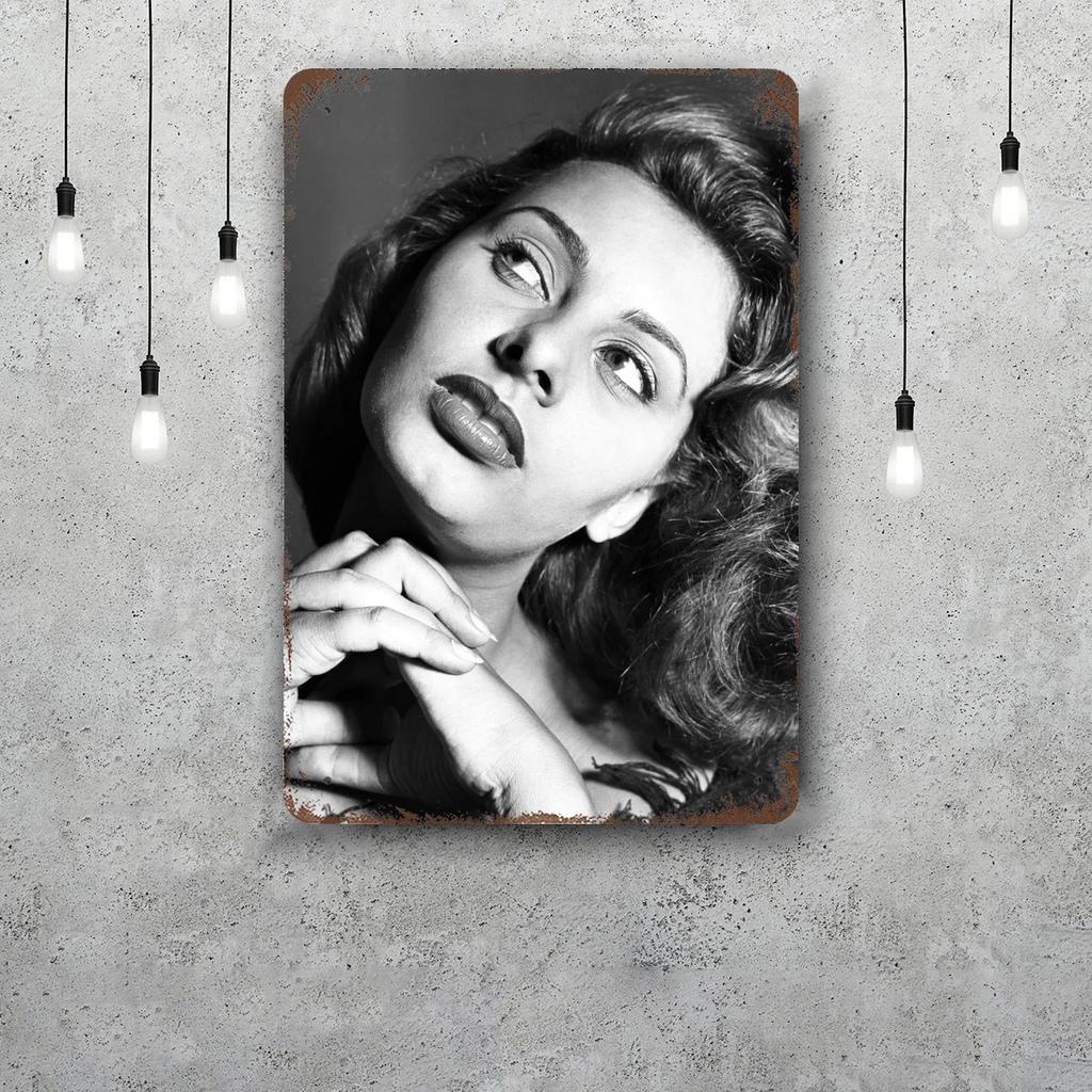 sophia loren Vintage Metal Tin Signs Posters Decor Retro Metal Plaque Wall Art Decor for Garage Bar