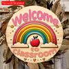 2d Flat 20*20cm, Homecoming Season Decoration, "Welcome To Classroom" Wooden Circular Logo with Rainbow and Apple Themes, for Home, Kitchen, Garden
