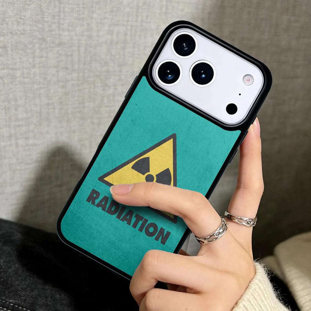 Capa Case for iPhone 17 Air 16 Pro Max 15 Plus 11 13 Mini 14 12 Back Phone Cover Nuclear Radiation Warning Sign