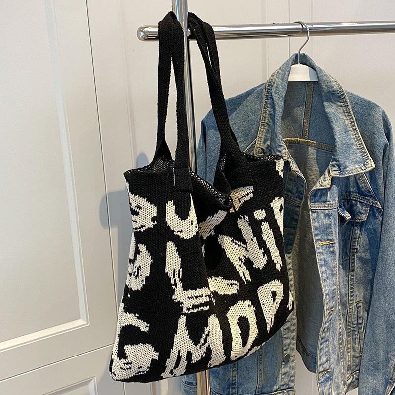 Сумка через плечо с буквенным принтом, большая вместительная сумка контрастного цвета из хлопчатобумажной ткани, летняя модная вязаная сумка ручной работы