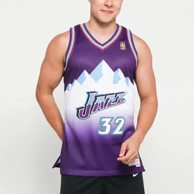 Mitchell & Ness Юта Джаз Выездная 1996 97 Карл Мэлоун Swingman Джерси SMJYGS18216-UJAPURP96KMA
