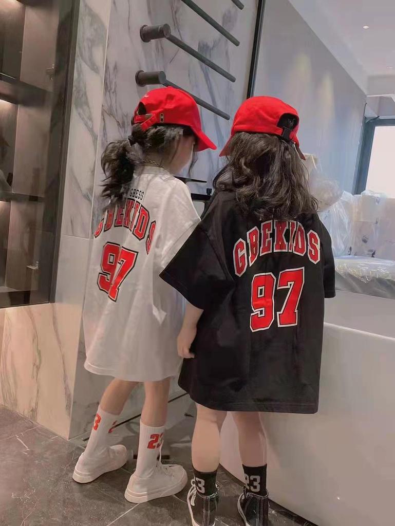 Лето 2022 г. Корейская детская футболка из чистого хлопка и юбка средней длины в стиле BF для мальчиков и девочек